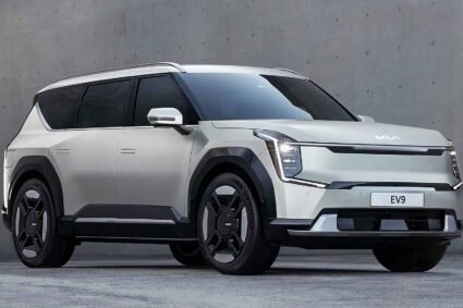 Kamp om kundene: Kia EV9 kutter prisene for å møte ny konkurranse