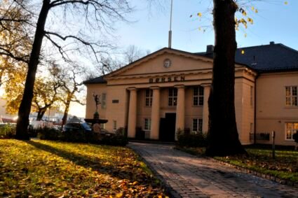 Norges Bank Selger Kroner i Desember: Hva Betyr Det for Økonomien?