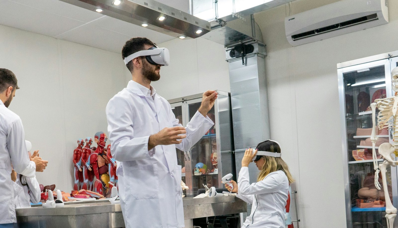 VR Kirurgi: En Ny Æra for Tryggere Operasjoner